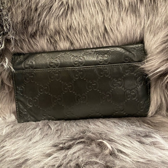 ❌sold❌Monogram Black Gucci Wallet - Picture 2 of 9